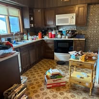 Kitchen and bedrooms, full clearout — cleanout photo